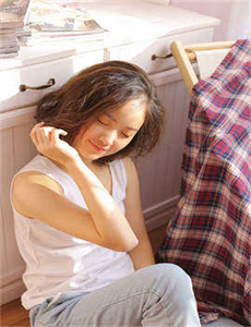 《欧美又粗又深又猛又爽A片》